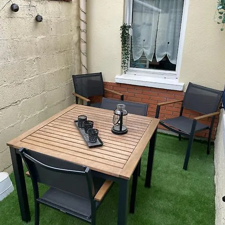 Maison Chaleureuse En Centre Ville De 50 M2 * Brest